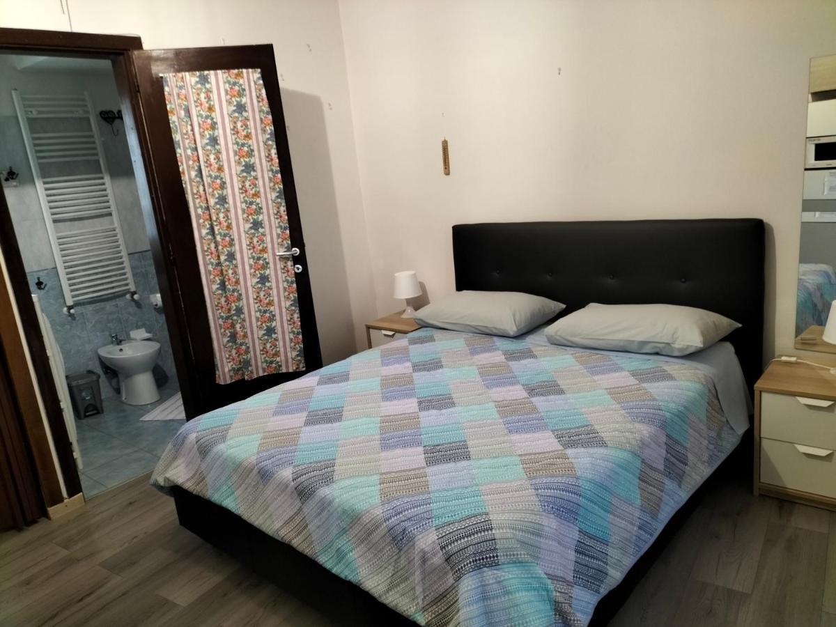 Affitti Brevi Ferrera Monolocale Ferrera 20 Minuti Da Rho Fiera E San Siro Apartment Bareggio ภายนอก รูปภาพ