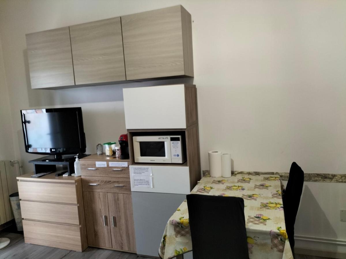 Affitti Brevi Ferrera Monolocale Ferrera 20 Minuti Da Rho Fiera E San Siro Apartment Bareggio ภายนอก รูปภาพ